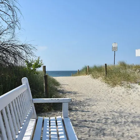 Dom wakacyjny Mit Garten In *